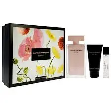 Narciso Rodriguez for Her 3.4 oz EDT 3 Piece