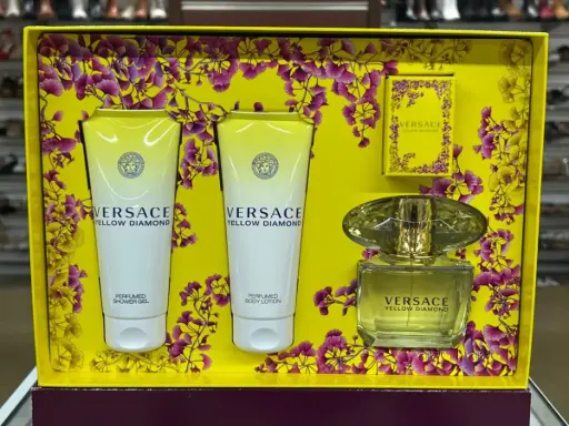 Versace Yellow Diamond 3.0 oz EDT 4 Piece for women